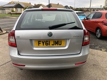 Skoda Octavia TDI SE - Thumb 3