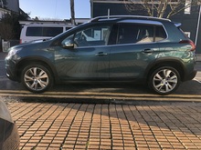 Peugeot 2008 PureTech Allure - Thumb 6