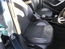 Peugeot 2008 PureTech Allure - Thumb 10