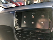 Peugeot 2008 PureTech Allure - Thumb 13