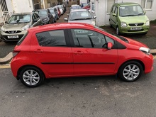 Toyota Yaris Dual VVT-i TR - Thumb 1