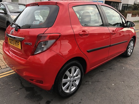 1.33 Dual VVT-i TR Hatchback 5dr Petrol Manual Euro 5 (101 ps)