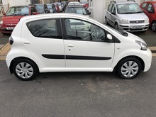 Toyota AYGO VVT-i Ice - Thumb 3