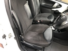 Toyota AYGO VVT-i Ice - Thumb 9