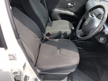 Nissan Micra Visia - Thumb 9