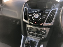 Ford Focus T EcoBoost Titanium Navigator - Thumb 9