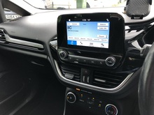 Ford Fiesta Ti-VCT Zetec - Thumb 15
