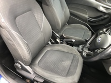 Ford Fiesta Ti-VCT Zetec - Thumb 13