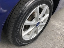 Ford Fiesta Ti-VCT Zetec - Thumb 18