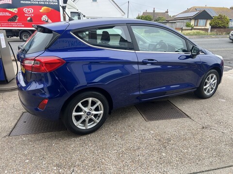 1.1 Ti-VCT Zetec Hatchback 3dr Petrol Manual Euro 6 (s/s) (85 ps)