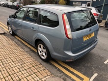 Ford Focus Zetec - Thumb 4