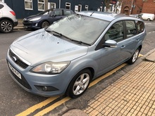 Ford Focus Zetec - Thumb 6