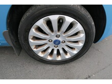 Ford Ka Zetec - Thumb 11