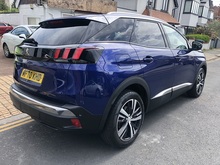 Peugeot 3008 PureTech Allure - Thumb 2