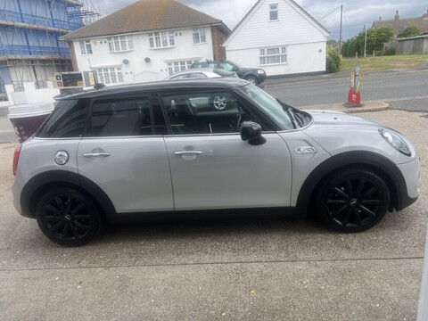 2.0 Cooper S Hatchback 5dr Petrol Manual Euro 6 (s/s) (192 ps)