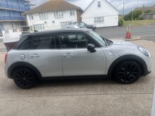 MINI Hatch Cooper S - Thumb 1