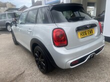 MINI Hatch Cooper S - Thumb 4