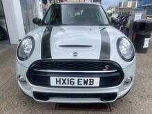 MINI Hatch Cooper S - Thumb 7