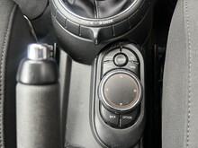 MINI Hatch Cooper S - Thumb 17