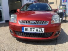 Ford Fiesta Zetec Climate - Thumb 7