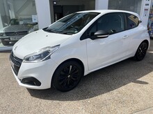 Peugeot 208 PureTech Black Edition - Thumb 4