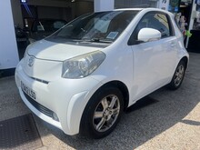 Toyota iQ VVT-i 2 - Thumb 5