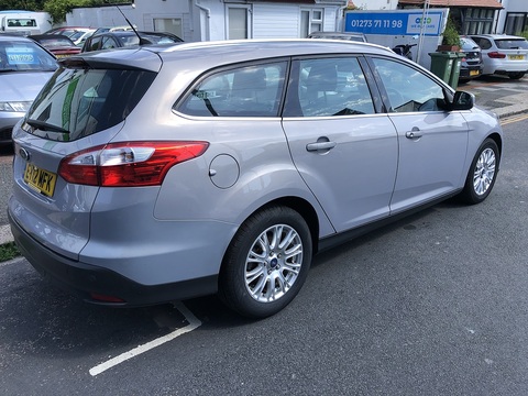 1.6 Titanium Estate 5dr Petrol Powershift Euro 5 (125 ps)