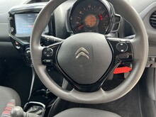 Citroen C1 VTi Feel - Thumb 10
