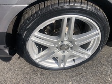 Mercedes-Benz E Class E350 CDI V6 BlueEfficiency Sport - Thumb 16