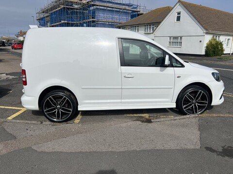 1.6 TDI C20 Startline Panel Van 4dr Diesel Manual L1 H1 (149 g/km, 101 bhp)