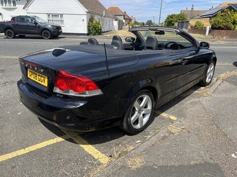 2.0D Sport Convertible 2dr Diesel Powershift (167 g/km, 134 bhp)