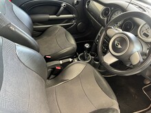 MINI Hatch Cooper - Thumb 3
