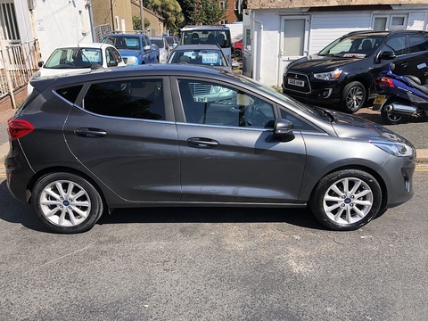 1.0T EcoBoost GPF Titanium Hatchback 5dr Petrol Auto Euro 6 (s/s) (100 ps)