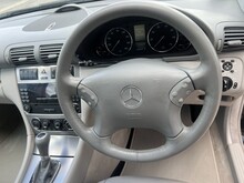 Mercedes-Benz C Class C180 Kompressor Avantgarde SE - Thumb 8