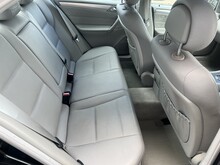 Mercedes-Benz C Class C180 Kompressor Avantgarde SE - Thumb 9
