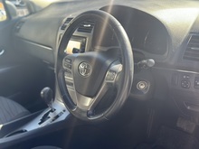 Toyota Avensis V-Matic TR - Thumb 8