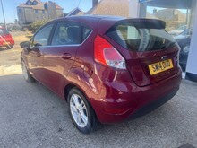 Ford Fiesta Zetec - Thumb 3