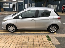 Toyota Yaris Dual VVT-i TR - Thumb 5