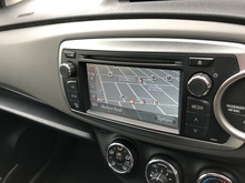 Toyota Yaris Dual VVT-i TR - Thumb 14