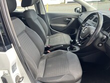 Volkswagen Polo TSI BlueMotion Tech SE - Thumb 8
