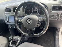 Volkswagen Polo TSI BlueMotion Tech SE - Thumb 9