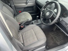 Volkswagen Polo S - Thumb 7