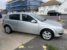 Vauxhall Astra i Active - Thumb 1