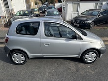 Toyota Yaris VVT-i GS - Thumb 1