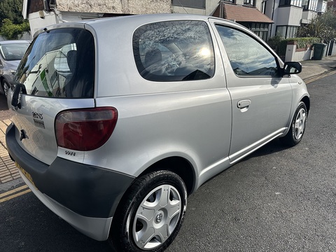1.0 VVT-i 16v GS Hatchback 3dr Petrol Manual (134 g/km, 67 bhp)