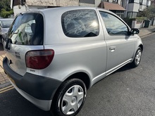 Toyota Yaris VVT-i GS - Thumb 2