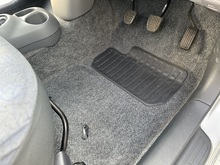 Toyota Yaris VVT-i GS - Thumb 11