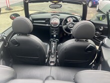 MINI Convertible Cooper - Thumb 20