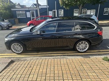 BMW 3 Series 320d X-Drive Luxury - Thumb 5