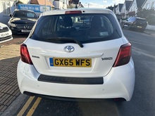 Toyota Yaris Dual VVT-i Icon - Thumb 2